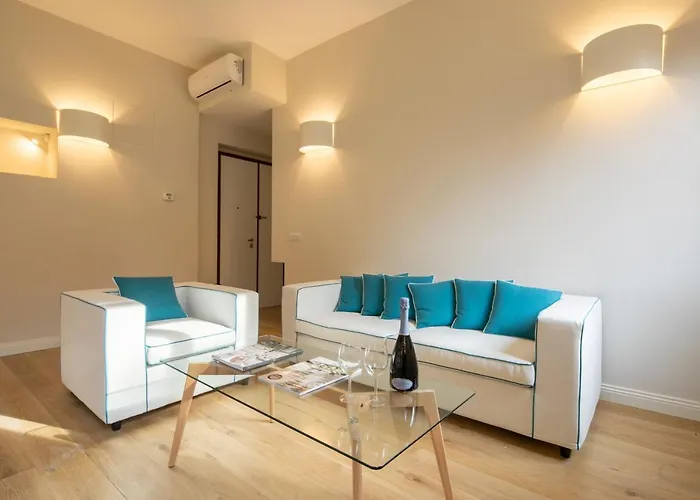 Ponte Vecchio White By Mmega Apartment Florence